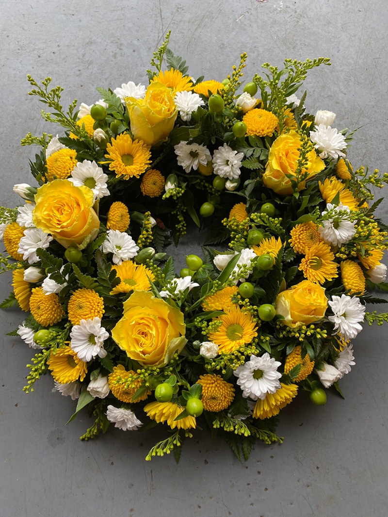 The Yellow Wreath Ring