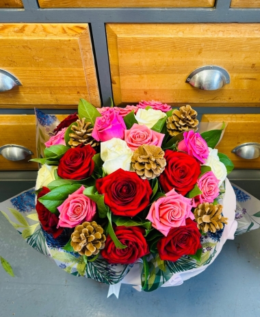 A Beautiful Christmasy Bouquet of Roses